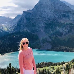 Meet your Posher, Brooke